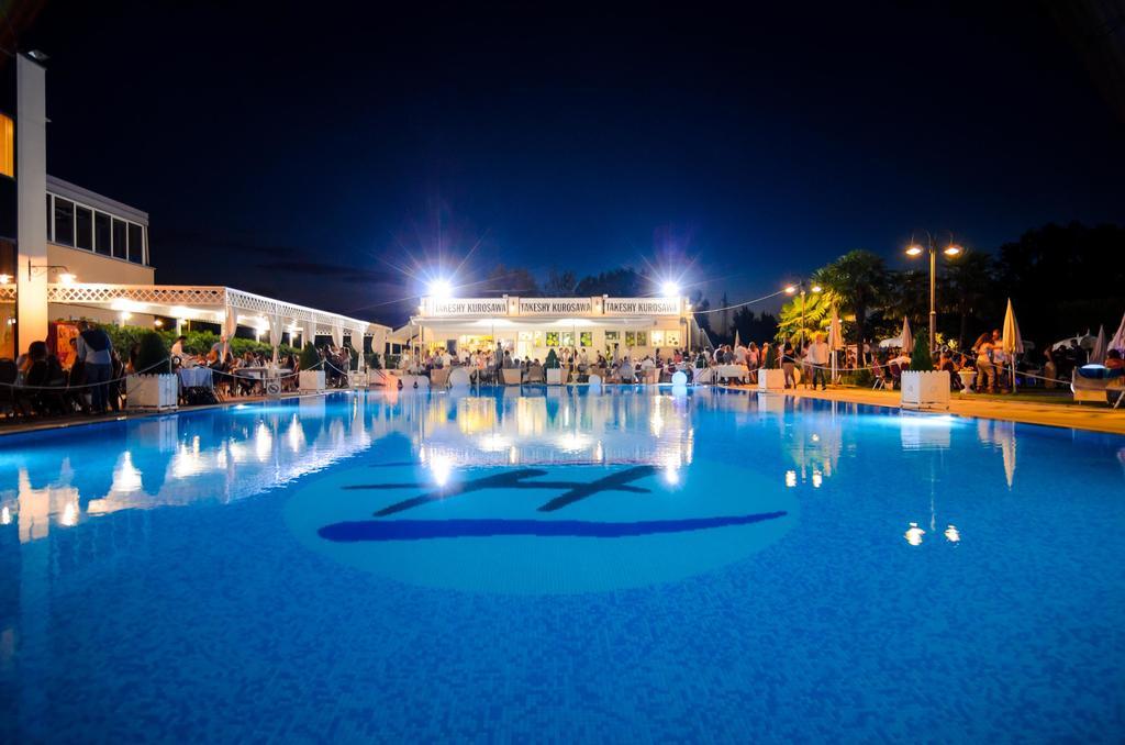 Zanhotel Centergross เบนติโวลโญ ภายนอก รูปภาพ